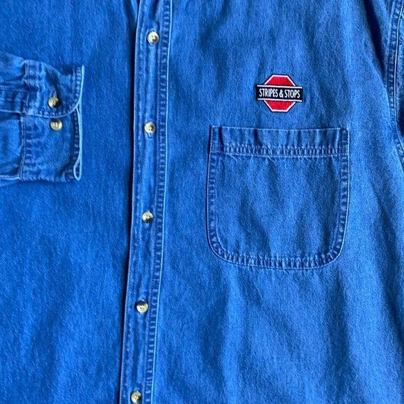 Graphic Sports Shirt Adult 2XL XXL Blue Denim Button Up Long Sleeve Logo Mens - Picture 10 of 11